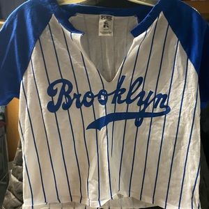 VS PINK x MLB Dodgers crop top